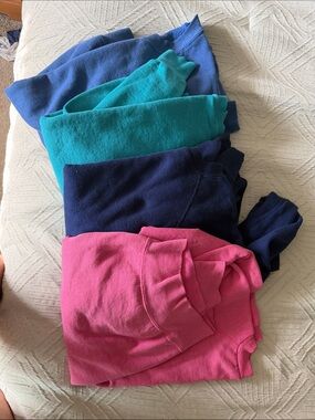 Bundle 4 vintage sweatshirts